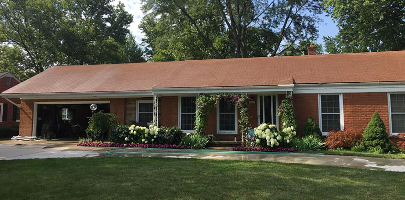 softWash-Roof-Washing-Oakland-County-after